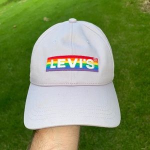 Levi’s Lavender with rainbow logo Pride hat